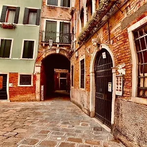  Gasthof The Wolf House Italien