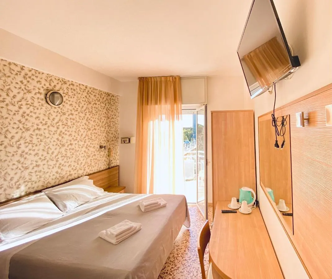 Hotel Ravello Adults Only Римини 3*,